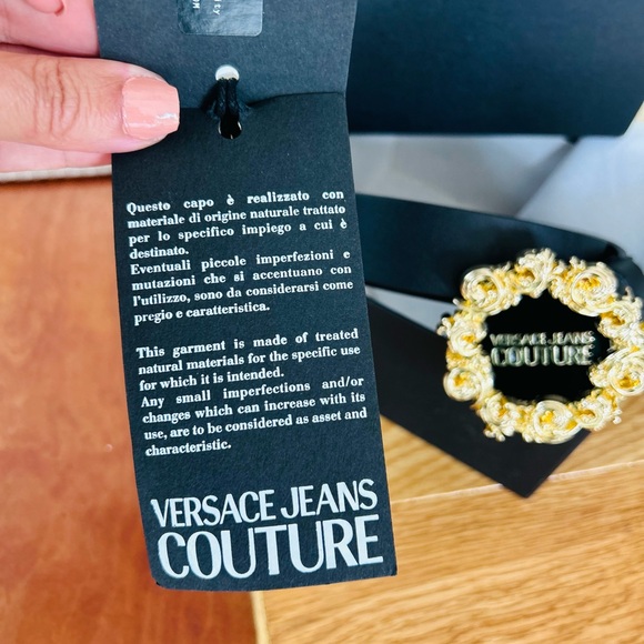 NWT Versace Belt in Black Gold Size 75-90 - Picture 7 of 16